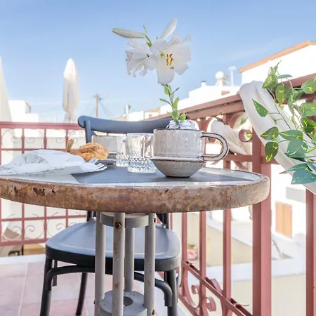 Little Yard & #6 Apartment Naxos City