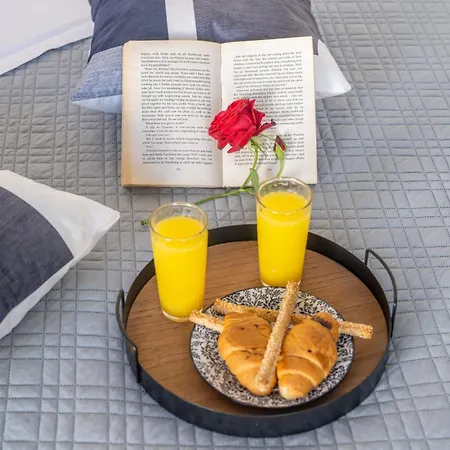 Little Yard & #6 Apartament Naxos City